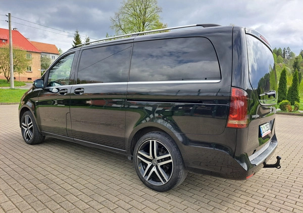 Mercedes-Benz Klasa V cena 159000 przebieg: 197000, rok produkcji 2017 z Zgorzelec małe 631